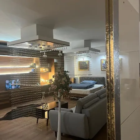 Business Box Апартаменти *